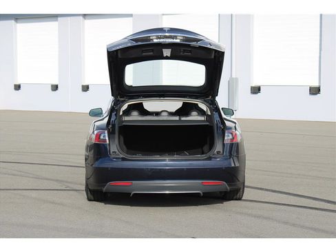 Used 2012 Tesla Model S Signature Performance image 32