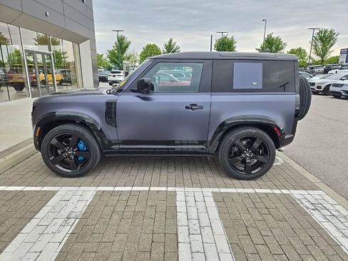 Used 2022 Land Rover Defender 90 V8 AWD/4WD image 8