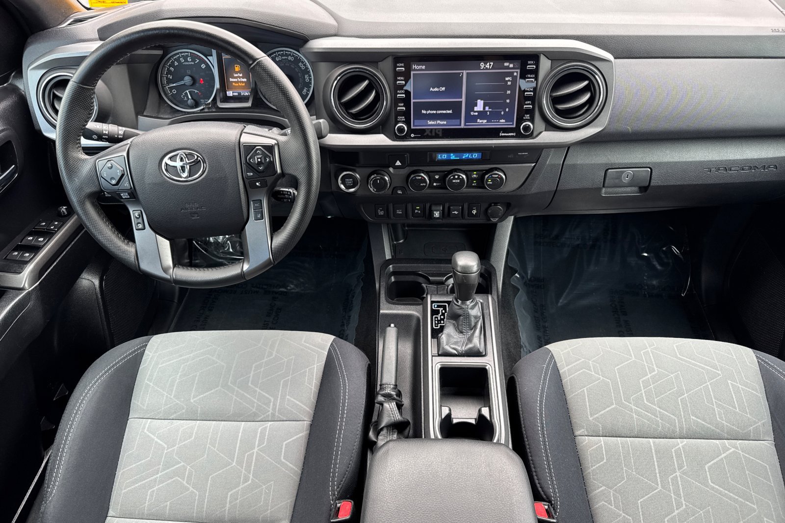 Certified 2021 Toyota Tacoma TRD Off-Road w/ Technology Package AWD/4WD image 17