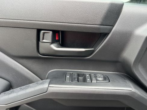 Used 2026 Toyota Tacoma SR5 RWD image 6