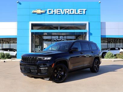 Used 2025 Jeep Grand Cherokee L Limited w/ Black Appearance Package