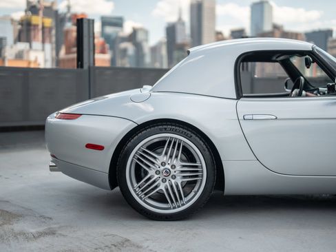 Used 2003 BMW Z8 RWD image 27