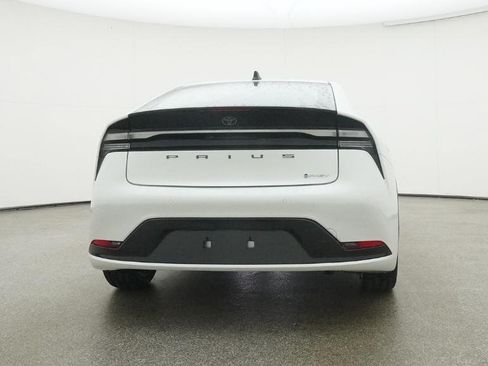 New 2026 Toyota Prius Plug-In Hybrid FWD image 49