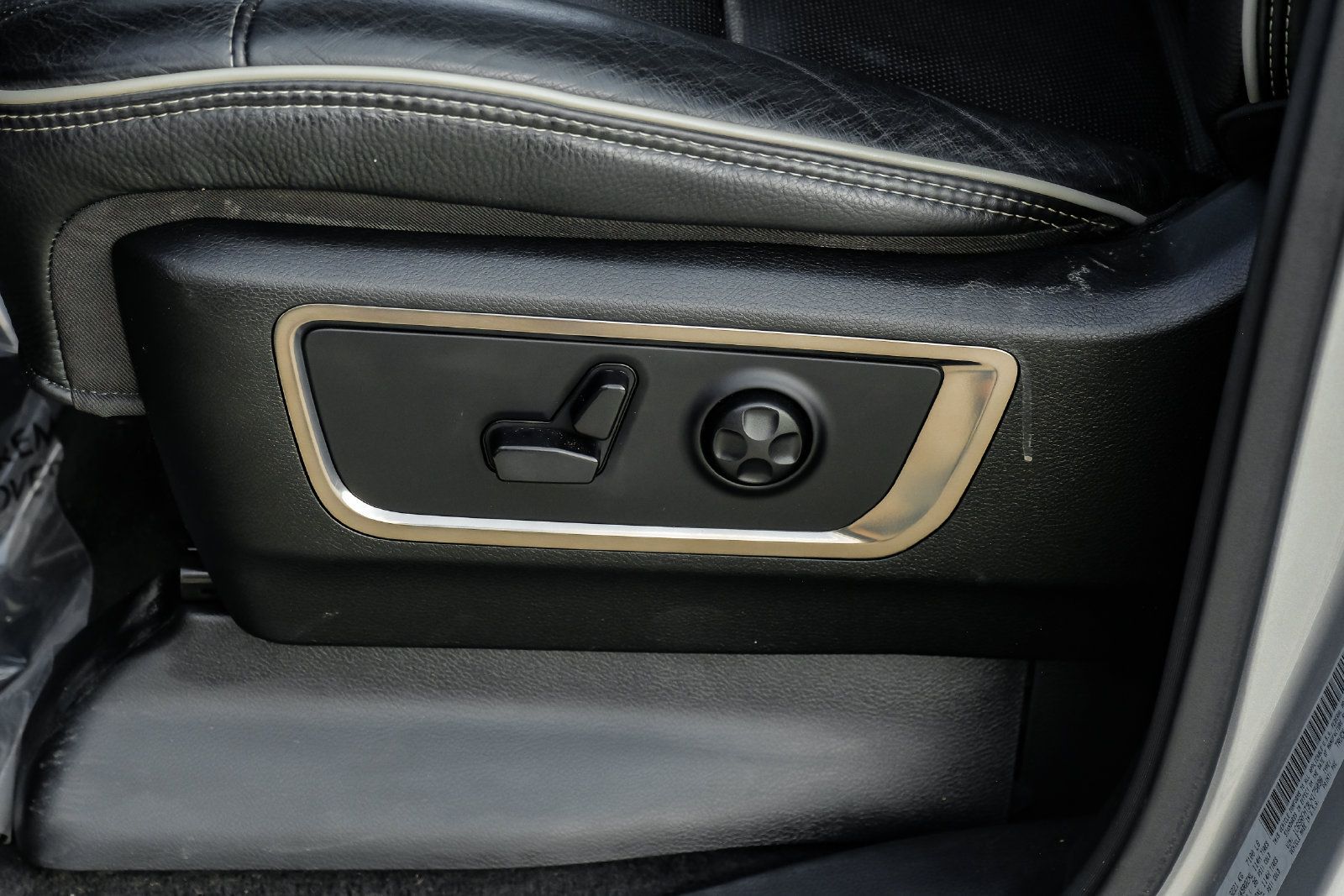 Used 2020 RAM 1500 Limited AWD/4WD image 34