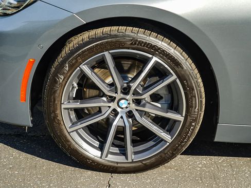 Used 2025 BMW 230i xDrive Coupe w/ Premium Package image 10