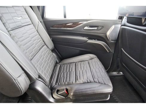 Certified 2024 Cadillac Escalade Sport Platinum w/ LPO, Floor Liner Package image 11