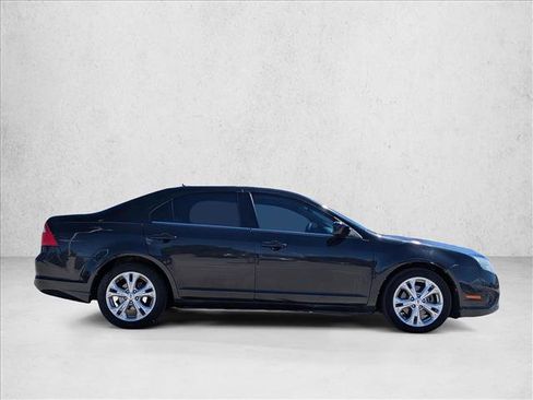 Used 2012 Ford Fusion SE image 4