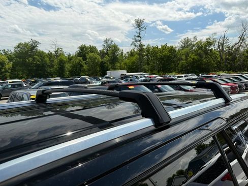 Used 2023 Chevrolet Tahoe LT AWD/4WD image 15