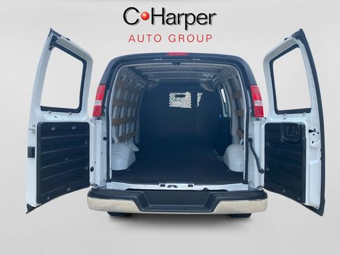 Used 2025 Chevrolet Express 2500 w/ Driver Convenience Package RWD image 15