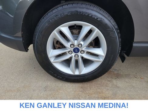 Used 2015 Ford Edge SEL AWD/4WD image 21