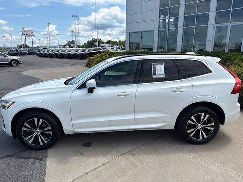 Certified 2023 Volvo XC60 B5 Core w/ Climate Package AWD/4WD image 10