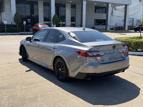 Used 2026 Toyota Camry SE w/ Convenience Package FWD image 7