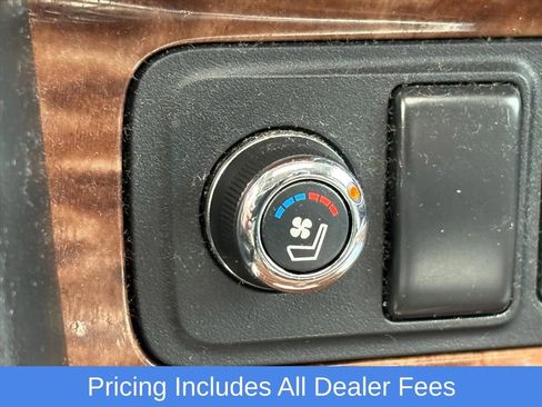Used 2019 Nissan Armada Platinum w/ Captain's Chairs Package AWD/4WD image 13