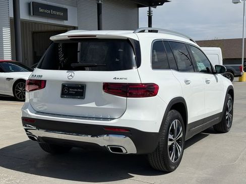 Used 2025 Mercedes-Benz GLB 250 4MATIC image 44