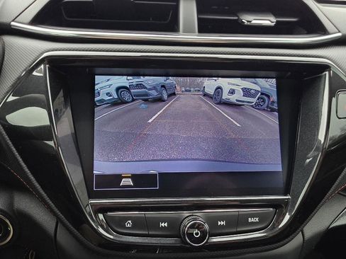 Used 2023 Chevrolet TrailBlazer RS w/ Sun and Liftgate Package image 17