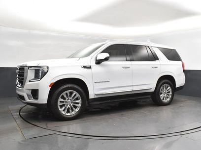 Used 2023 GMC Yukon SLT w/ SLT Premium Package