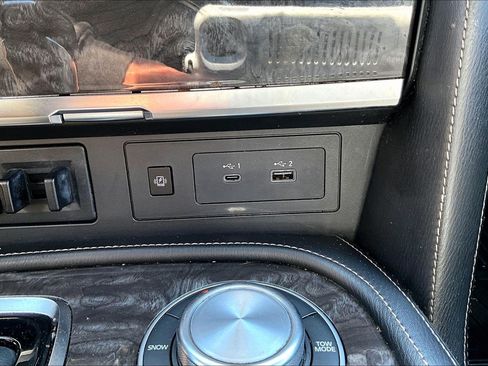Used 2021 Nissan Armada Platinum w/ Captain's Chairs Package AWD/4WD image 16