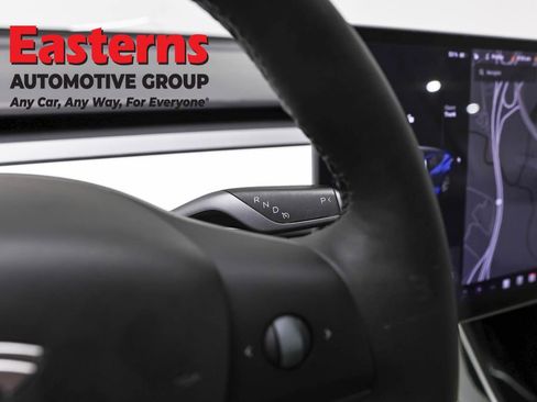 Used 2021 Tesla Model Y Long Range image 13