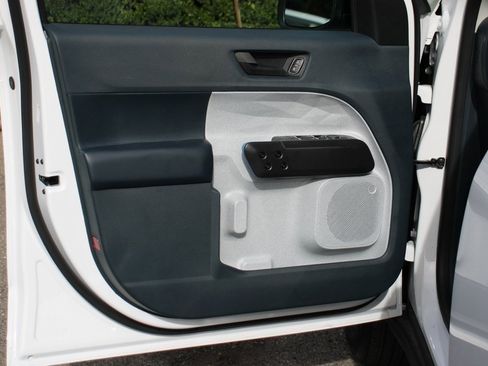 Used 2025 Ford Maverick XLT w/ Equipment Group 302A image 18