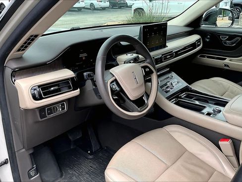 Used 2022 Lincoln Aviator Reserve w/ Elements Package Plus RWD image 17