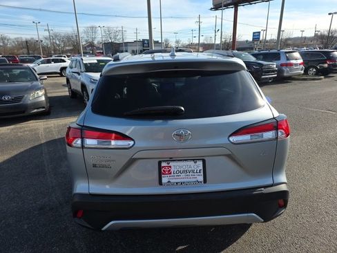 Certified 2024 Toyota Corolla Cross LE image 6