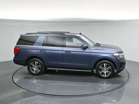 Used 2023 Ford Expedition XLT image 64