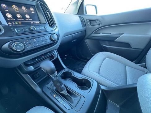 Used 2022 Chevrolet Colorado W/T w/ Custom Special Edition image 9