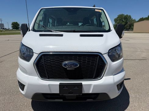 Used 2024 Ford Transit 350 XLT RWD image 3