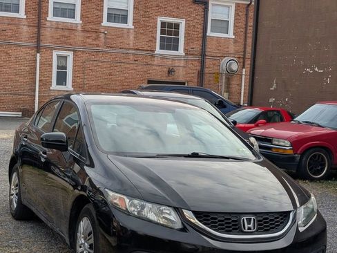 Used 2014 Honda Civic LX image 1