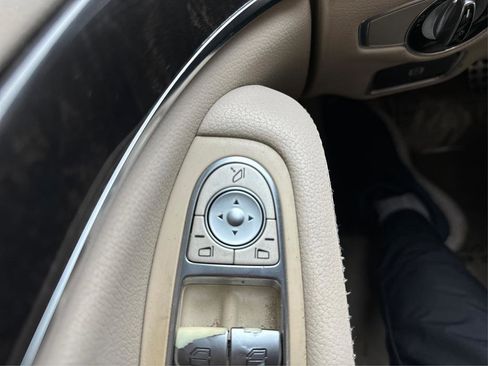 Used 2016 Mercedes-Benz S 550 Sedan image 33