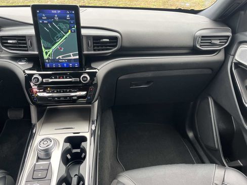 Used 2022 Ford Explorer ST w/ Equipment Group 401A image 14