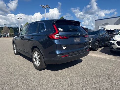 Used 2024 Honda CR-V EX-L image 3