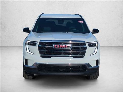 Used 2025 GMC Acadia Elevation AWD/4WD image 2