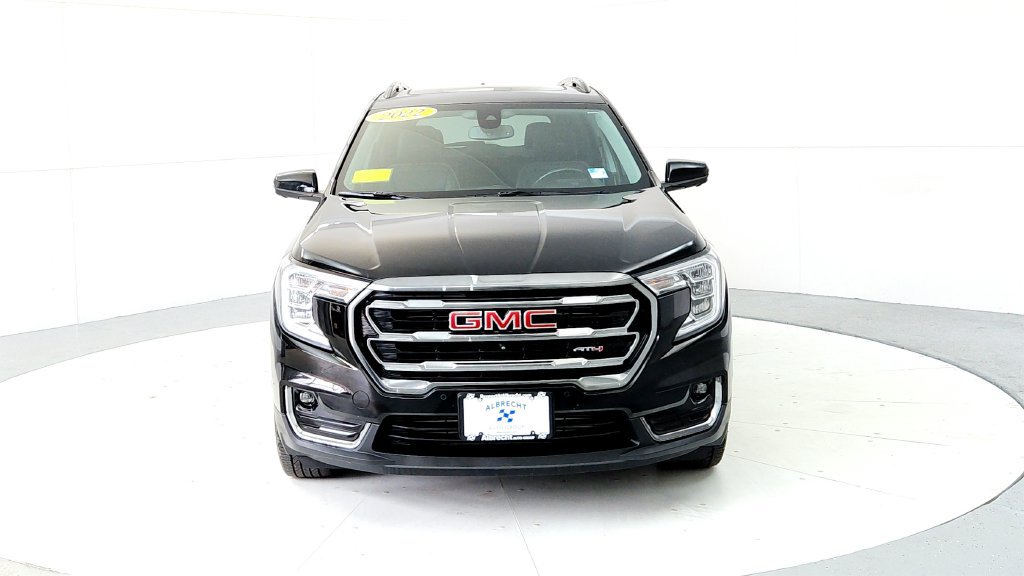 Used 2022 GMC Terrain AT4 w/ Infotainment Package II AWD/4WD image 8