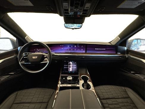 New 2026 Cadillac Escalade Platinum Sport AWD/4WD image 24