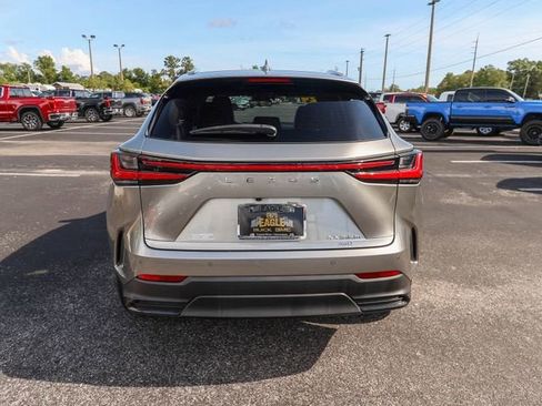 Used 2024 Lexus NX 350h AWD image 8