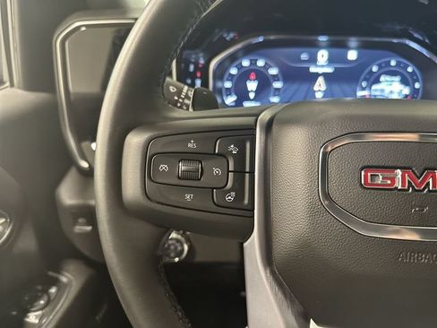 Used 2023 GMC Sierra 1500 SLT w/ SLT Premium Plus Package AWD/4WD image 40