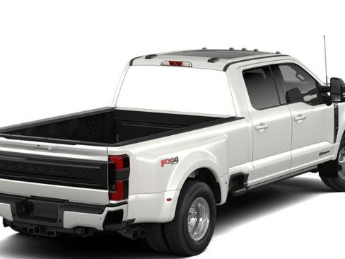 New 2026 Ford F350 4x4 Crew Cab DRW Super Duty image 4