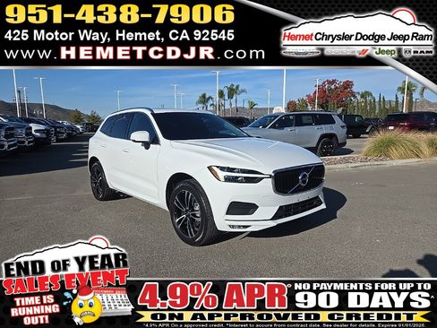 Used 2021 Volvo XC60 T5 Momentum w/ Premium Package image 1