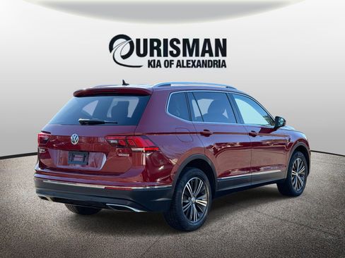 Used 2019 Volkswagen Tiguan SE image 18