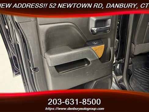Used 2018 Chevrolet Silverado 1500 LTZ AWD/4WD image 27