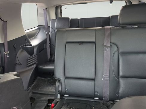 Used 2017 Chevrolet Tahoe LT image 12