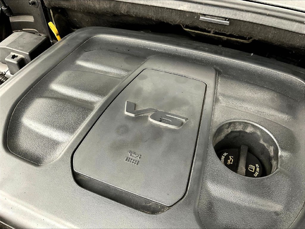 Used 2020 Jeep Grand Cherokee Limited AWD/4WD image 31