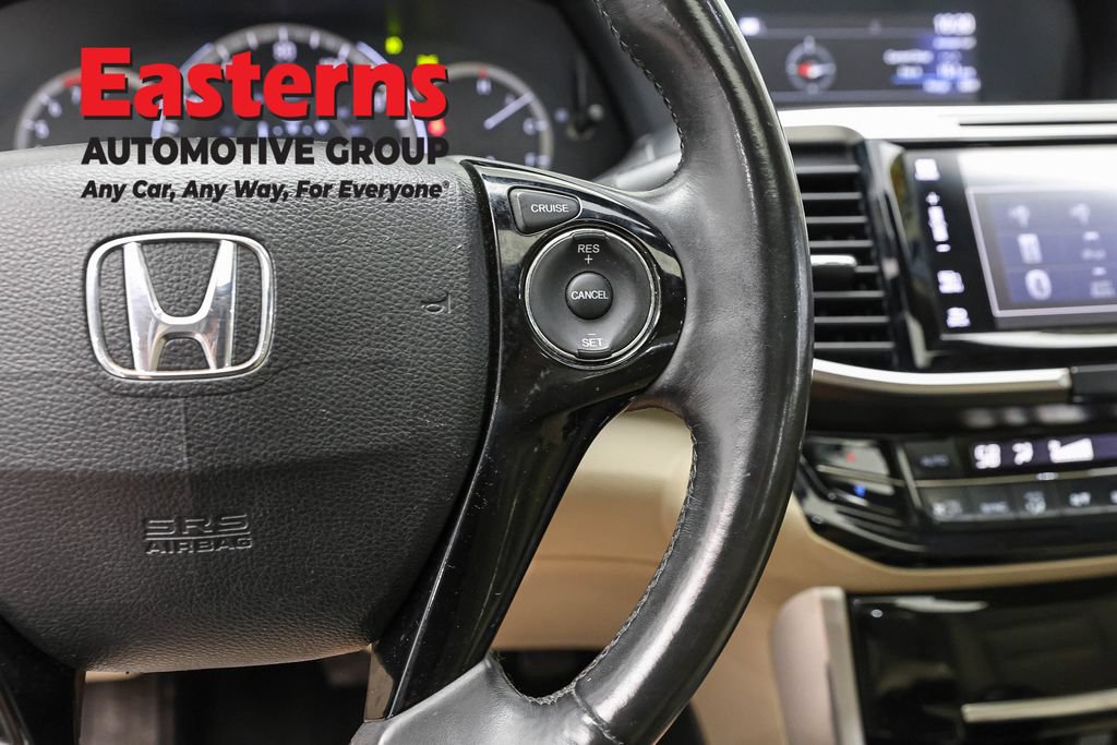 Used 2017 Honda Accord EX-L image 18