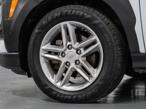 Used 2021 Hyundai Kona SE FWD image 60