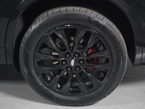 Used 2023 Cadillac XT6 Sport w/ LPO, ONYX Package image 10