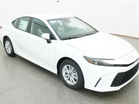 New 2026 Toyota Camry LE FWD image 13