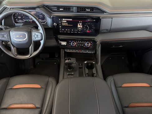 Used 2025 GMC Sierra 1500 AT4 AWD/4WD image 15