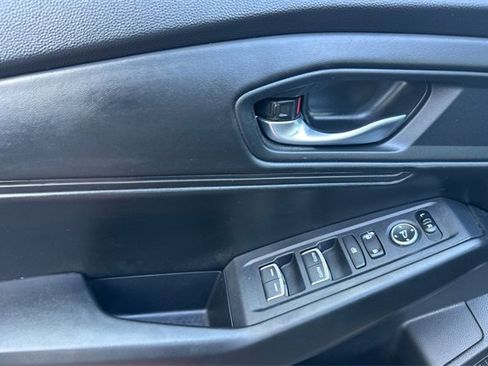 Certified 2024 Honda Accord EX image 12