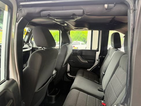 Used 2011 Jeep Wrangler Unlimited Sport AWD/4WD image 18